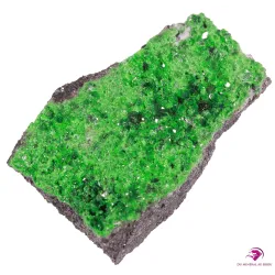 Grenat uvarovite