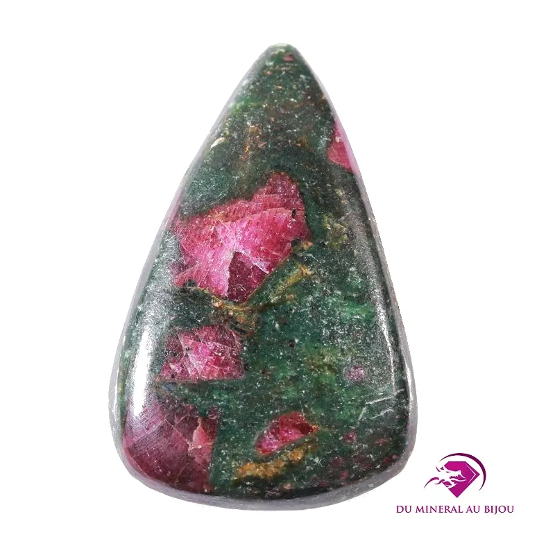 Cabochon goutte en Rubis Zoisite