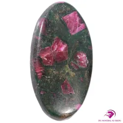 Cabochon poli en Rubis Zoisite de Tanzanie